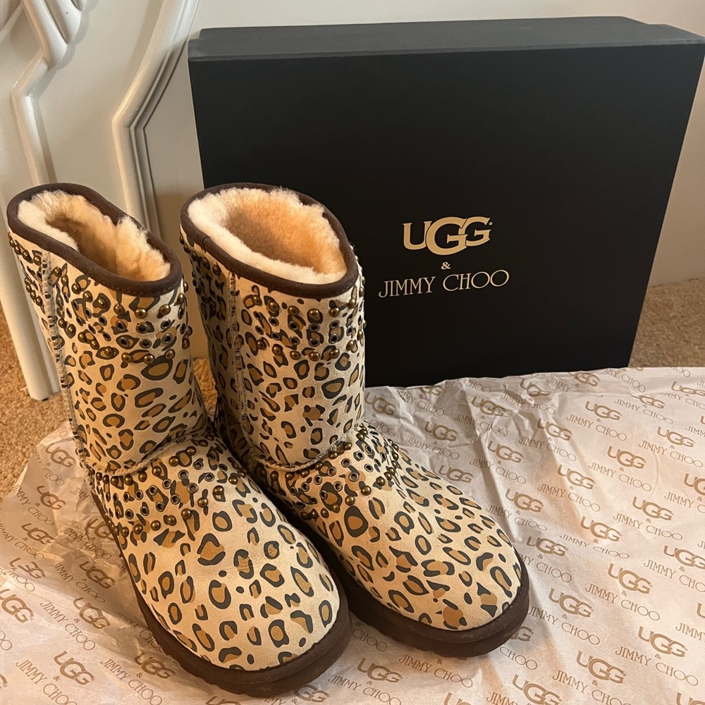 UGG JIMMY CHOO Kaia Leopard only worn once beautiful boots Authentic